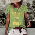 Just A Girl Who Loves Bees Beekeeping Funny Bee Women Girls Women's Short Sleeve Loose T-shirt Green