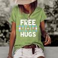 Transgender Mom Free Hug - Trans Mom Pride Hug Outfit Gift Women's Short Sleeve Loose T-shirt Green