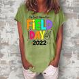 School Field Day Teacher Im Just Here For Field Day 2022 Peace Sign Women's Loosen T-Shirt Grey
