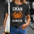 Crab Hunter Crab Lover Vintage Crab Unisex T-Shirt Gifts for Her