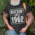 60Th Birthday Vintage Hard Rock Rockin Since 1962 Unisex T-Shirt Gifts for Old Men