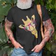 Animal Tees Hipster Giraffe Lovers Unisex T-Shirt Gifts for Old Men