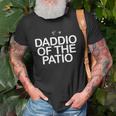 Daddio Of The Patio Saying Mom Heart Cute Graphic T-shirt Gifts for Old Men
