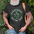 Everybody In The Pub Gettin Tipsy Unisex T-Shirt Gifts for Old Men