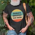 Worlds Greatest Cat Mom Vintage Retro Unisex T-Shirt Gifts for Old Men